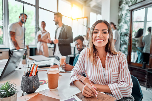 istockphoto-1283955441-170667a