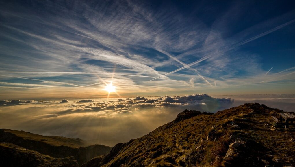 mountains-190055_1280